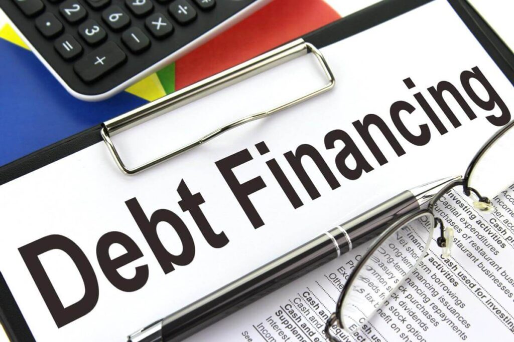 The Pros and Cons of Debt Financing